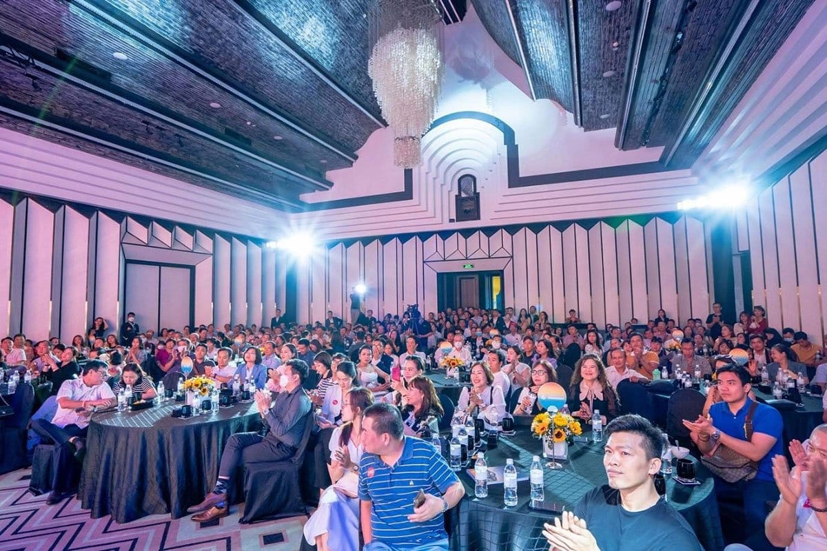 Hàng trăm nhà đầu tư tham gia sự kiện tổ chức ngày 17/9 tại InterContinental Danang Sun Peninsula Resort.